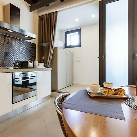 Апартаменты Maison Romana Loft *