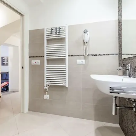 Maison Romana Loft Apartment *