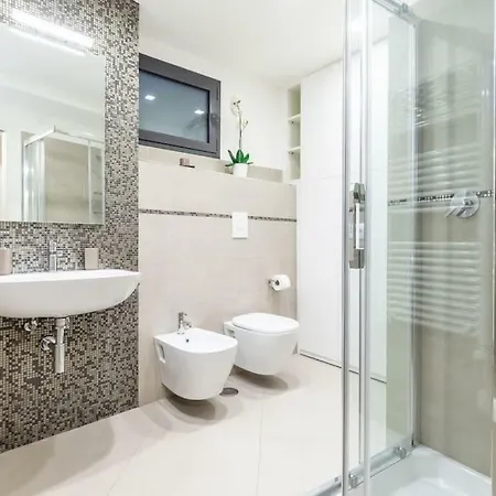 Maison Romana Loft Apartment